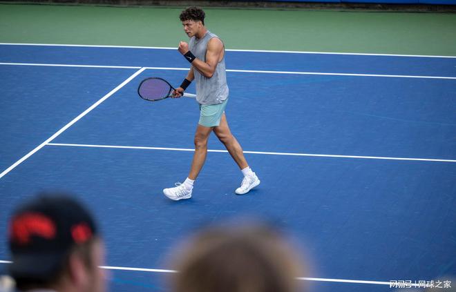 哈登想三连冠超越杜兰特，必须依靠三人的出色发挥