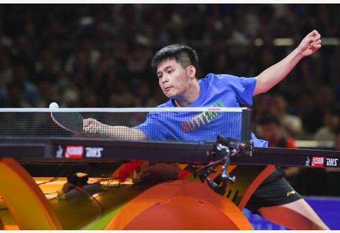 体育英超：西汉姆联逆转战胜纽卡斯尔联