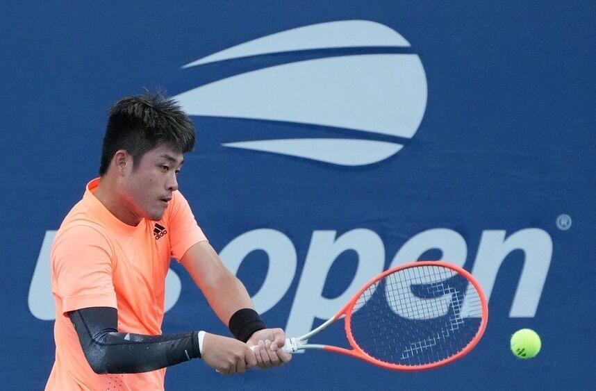 TA谈巴萨三线争冠：弗里克重用3C、德容，强调球员需遵守纪律.